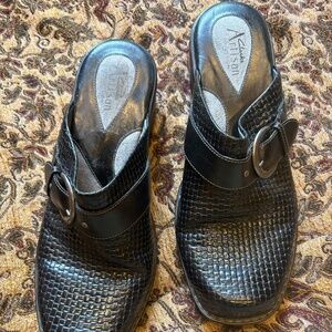 Clarks like new genuine black leather buckle mule, size 9, 2” heel